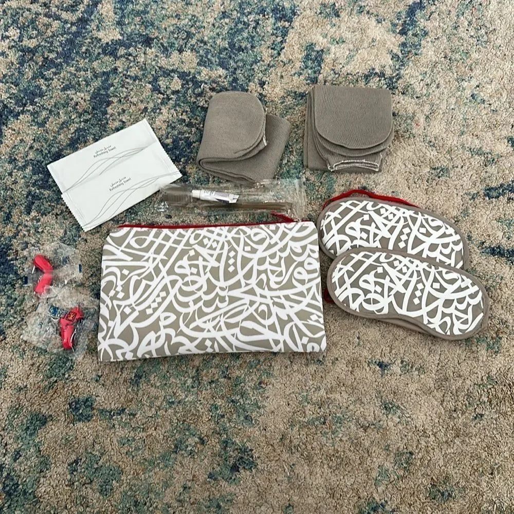 NEW Emirates Airlines Toiletries Bag with Doubles